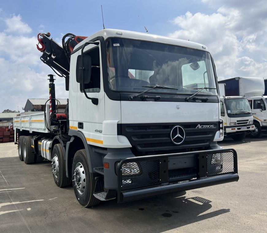 2005 Mercedes Benz 4140 - Image 2