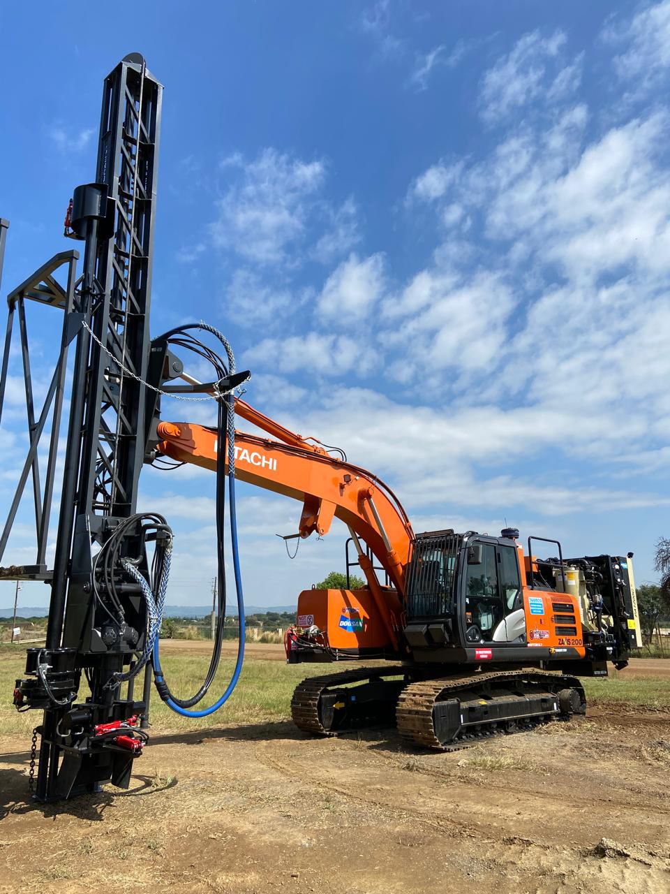 NEW - excavator mounted blast hole drills - Image 3