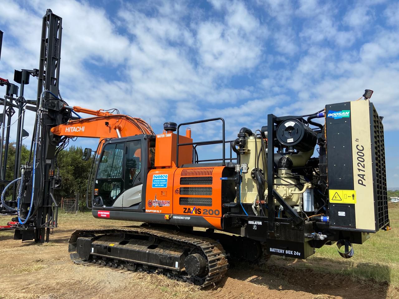 NEW - excavator mounted blast hole drills - Image 4