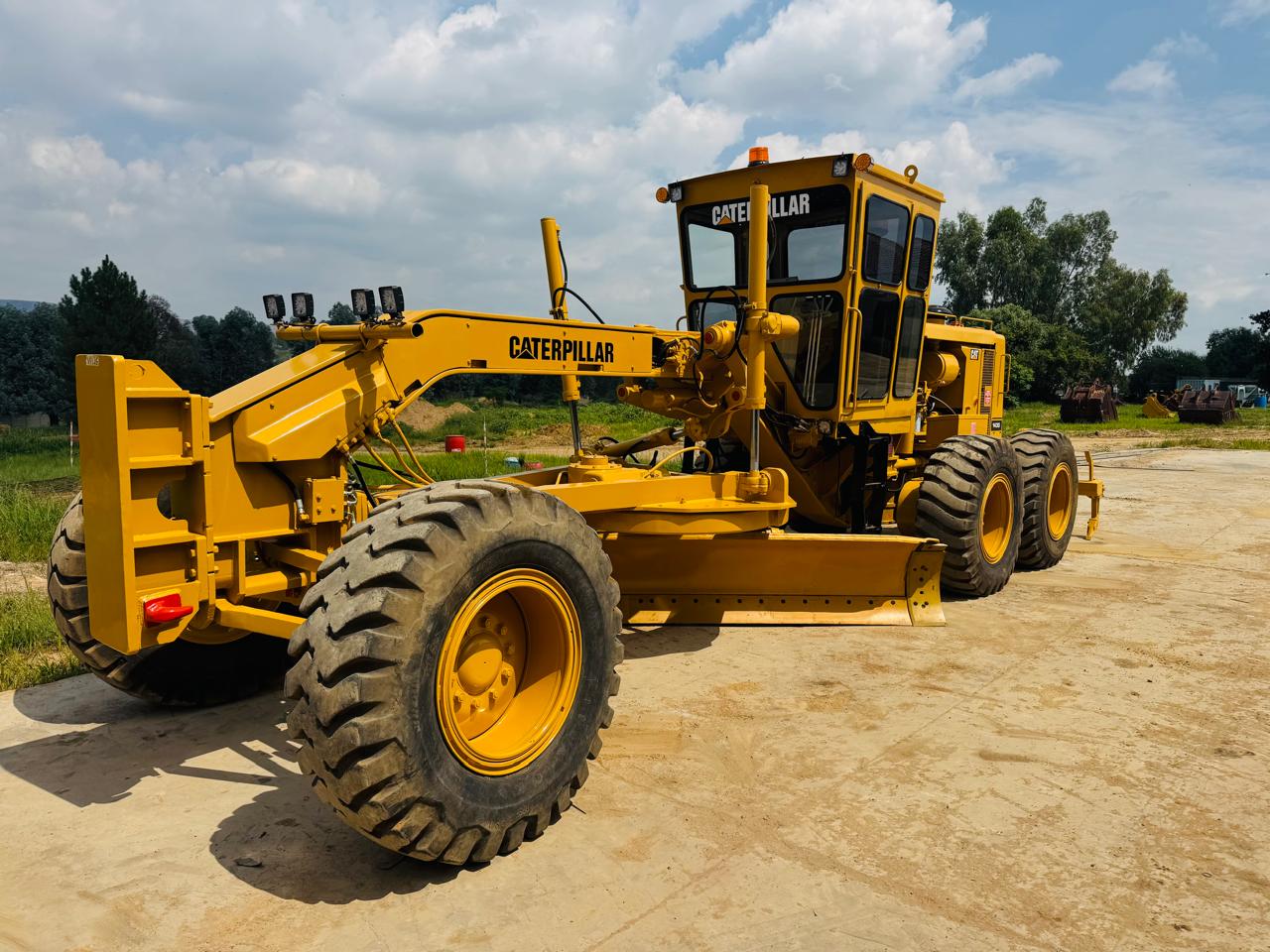 1985 CAT 140G Motor Grader - Image 5