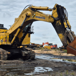 2016 Komatsu PC2000-8