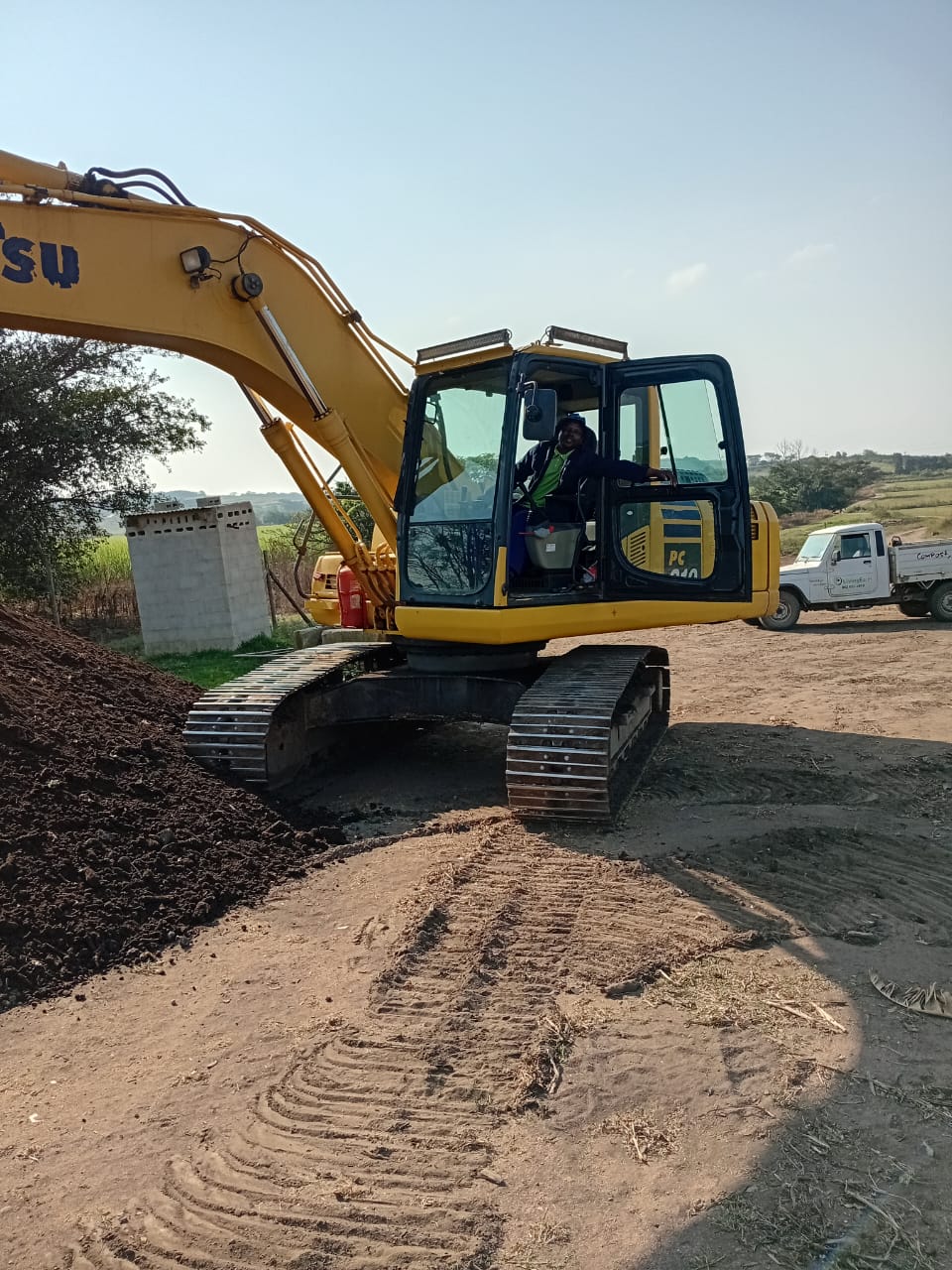 2020 Komatsu PC 210-10 excavator