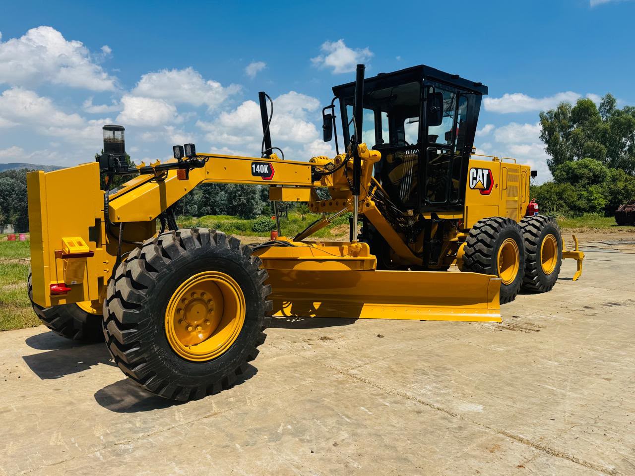 2021 CAT 140K